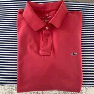 Vineyard vines coral colored polo. Medium slim fit